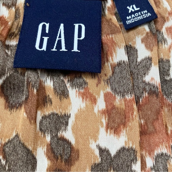 Brown floral keyhole button down long sleeve Ruffle cuff blouse - Picture 7 of 8